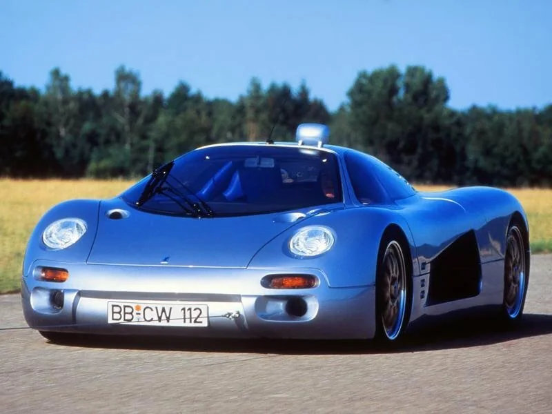 Isdera Commendatore 112i