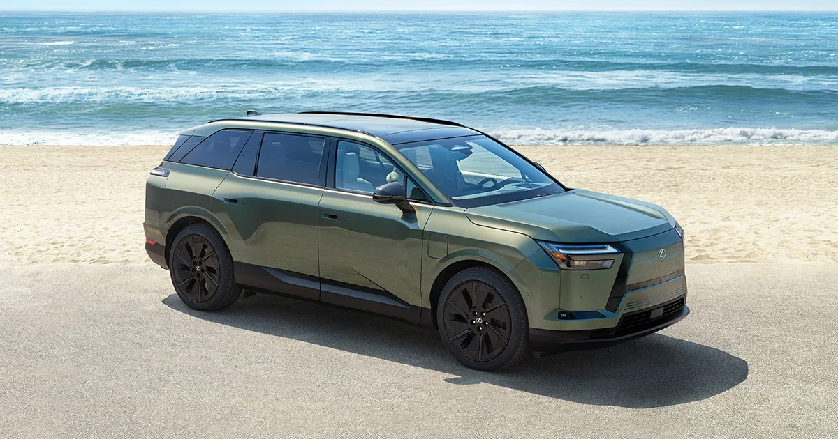 Lexus представил электрический кроссовер TZ с тремя рядами сидений