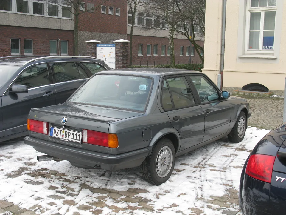 BMW 3 Series 1982