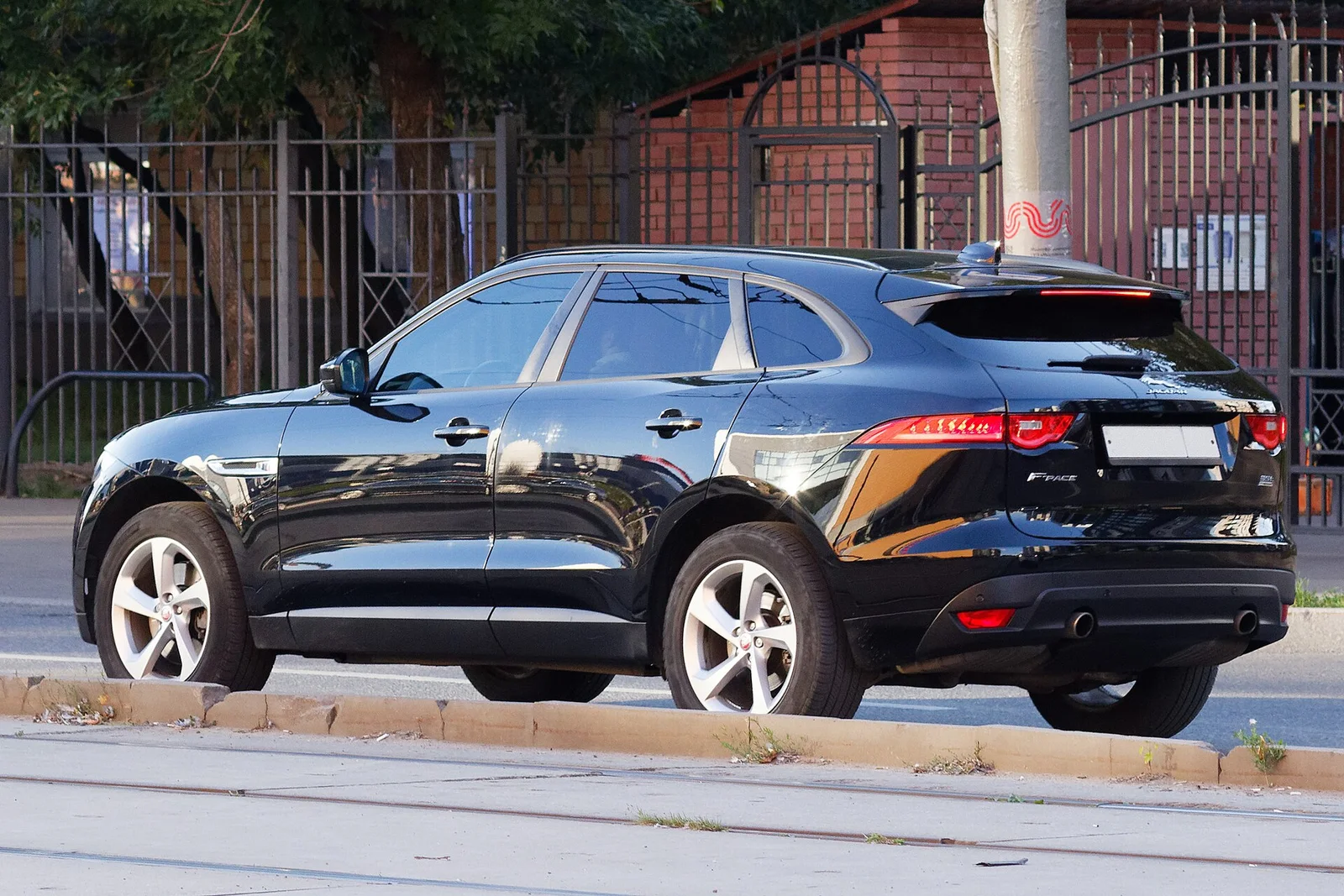 JAGUAR F-PACE 2025 car