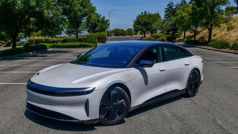 Lucid Air 2026 — SEDAN