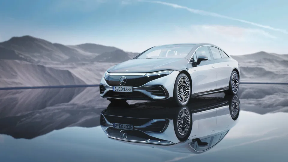 Mercedes-Benz EQS 2026 — Лифтбек