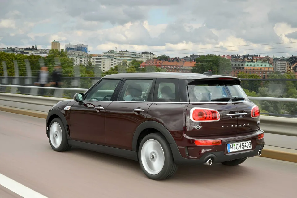 MINI Clubman 2026 — Универсал