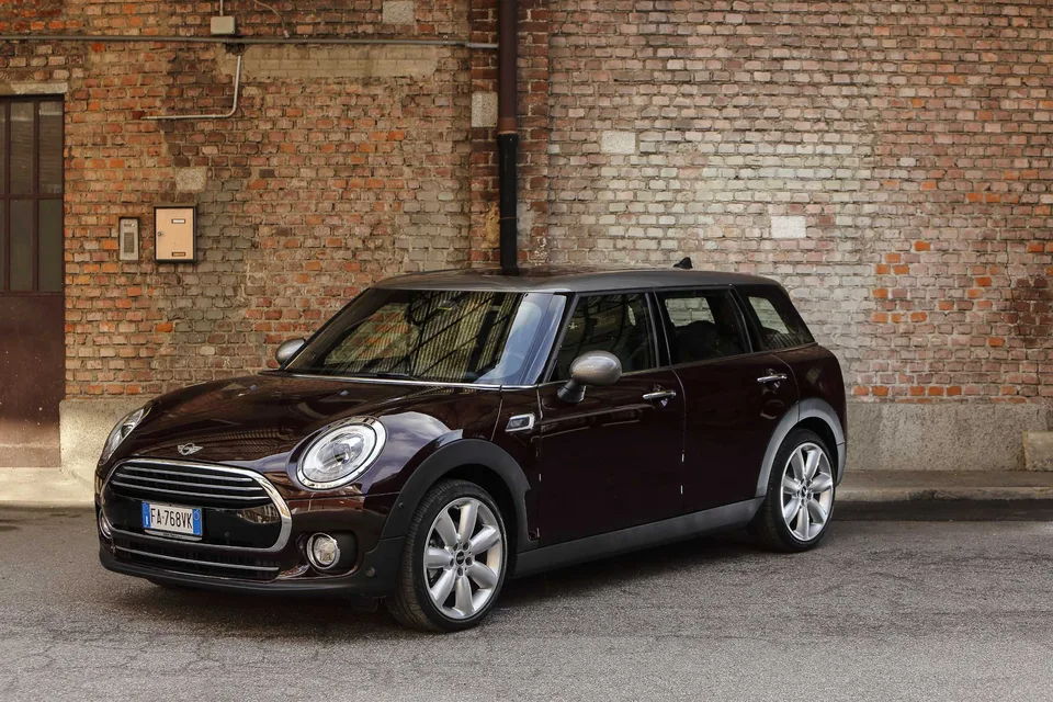 MINI Clubman 2026 — Универсал