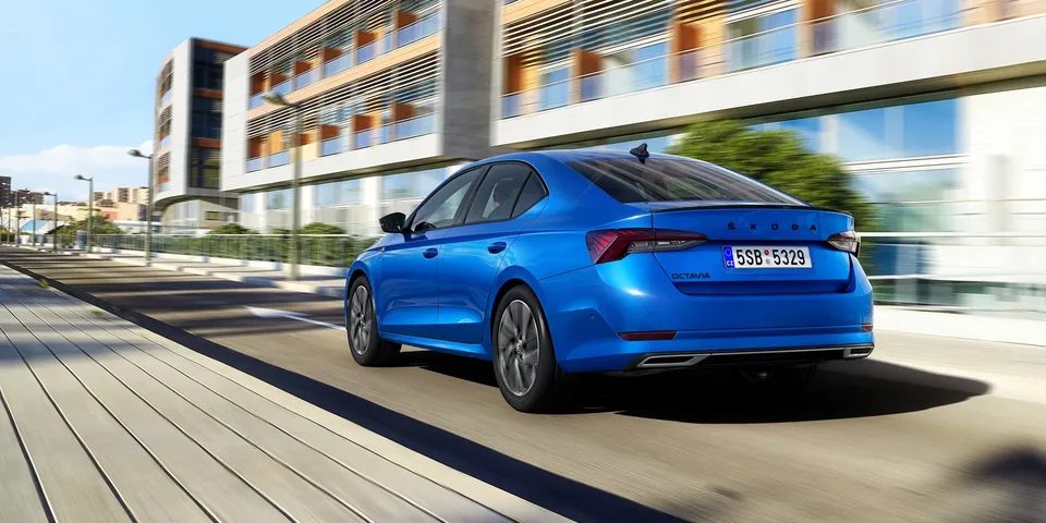 Škoda Octavia 2023 — LIFTBACK