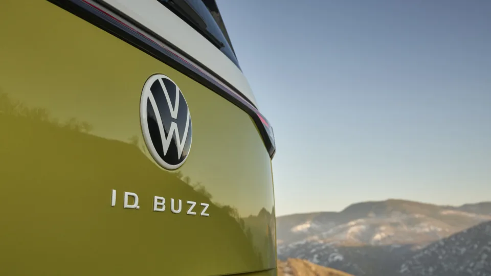 Volkswagen ID.Buzz 2026 — Минивэн / MPV