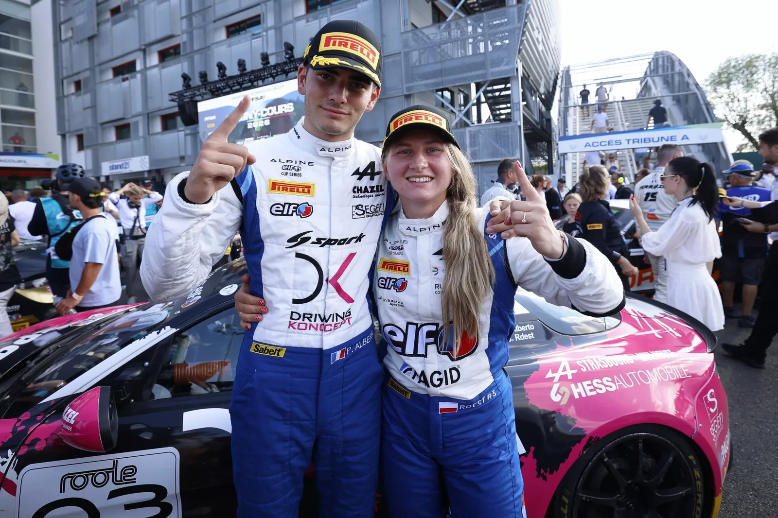 Alpine ELF Cup Series: интрига сохраняется перед финалом сезона на Поль Рикаре
