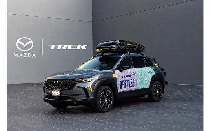 Mazda стала официальным автомобильным партнером офф-роуд команд Trek в Северной Америке
