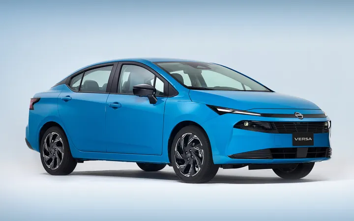 Nissan Versa 2026 года: практичный седан с выбором трансмиссии