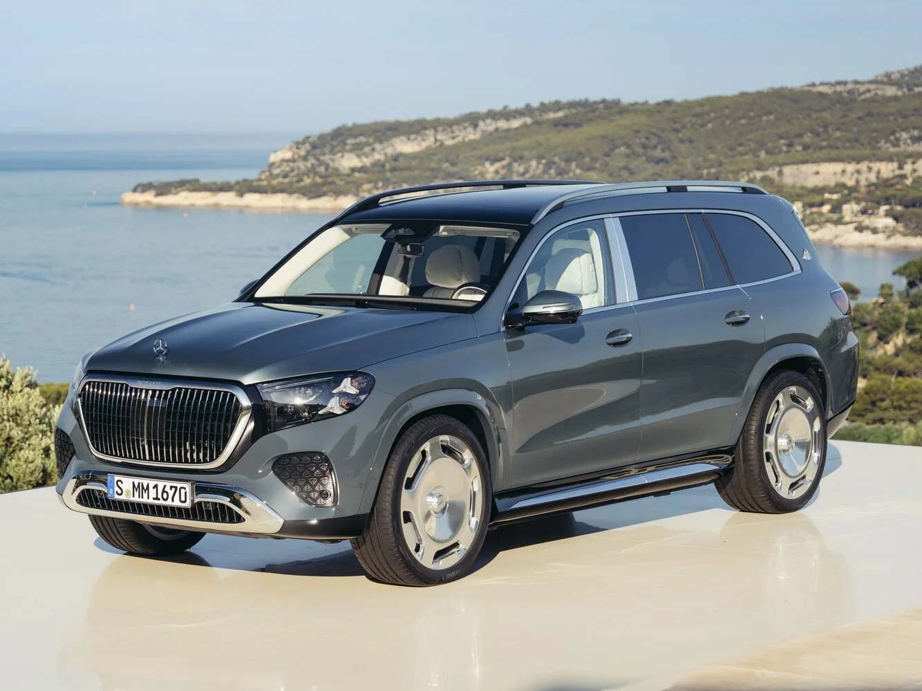 Mercedes-Benz Maybach GLS 2026 года: роскошь и практичность в одном внедорожнике