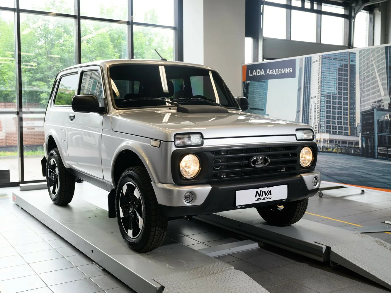 Lada (ВАЗ) Niva Legend 2026 года: выбираем версию для бездорожья и города