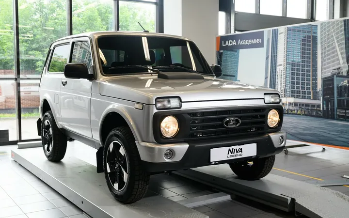 Lada (ВАЗ) Niva Legend 2026 года: выбираем версию для бездорожья и города