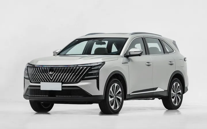 Changan CS75 Plus 2026 года: какой мотор выбрать — 1.5, 2.0 или гибрид?