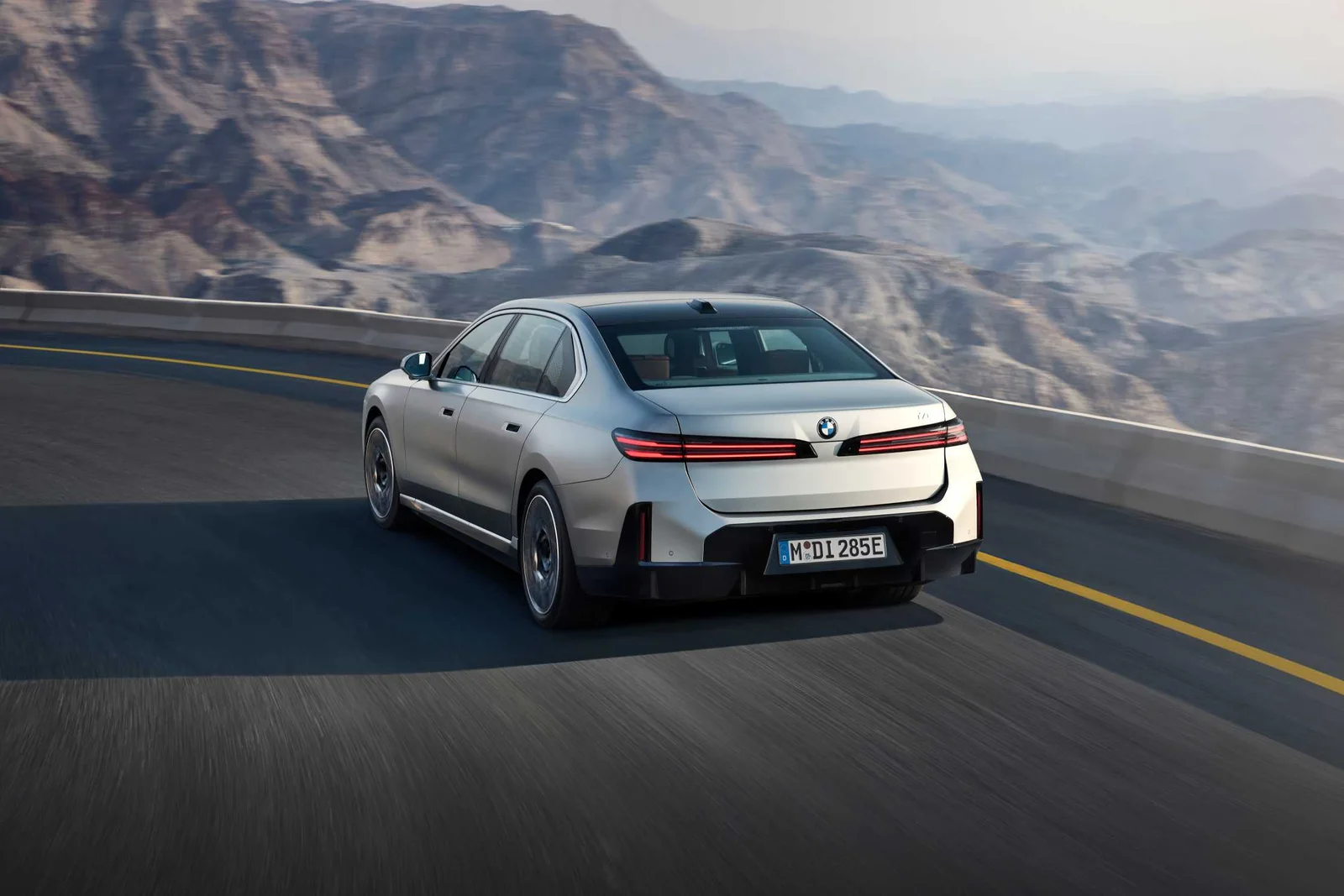 BMW i7 — I (G70) Рестайлинг — внешний вид