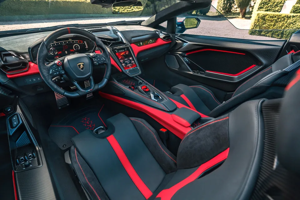 Lamborghini Fenomeno 2026 — Кабриолет / родстер