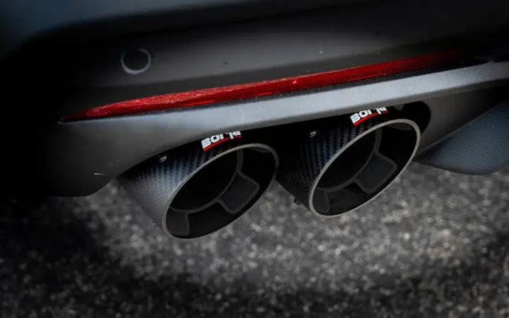 ROUSH Performance выпустила инструкцию по установке выпускной системы Cat-Back для Mustang 5.0