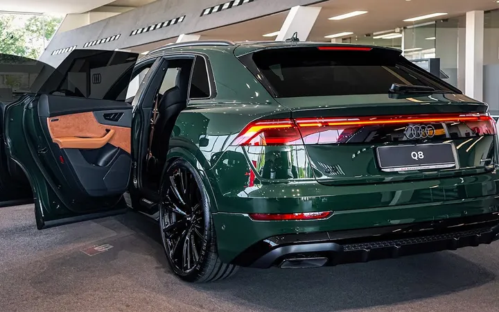 Audi Q8 2026: цены, комплектации и предложения на российском рынке