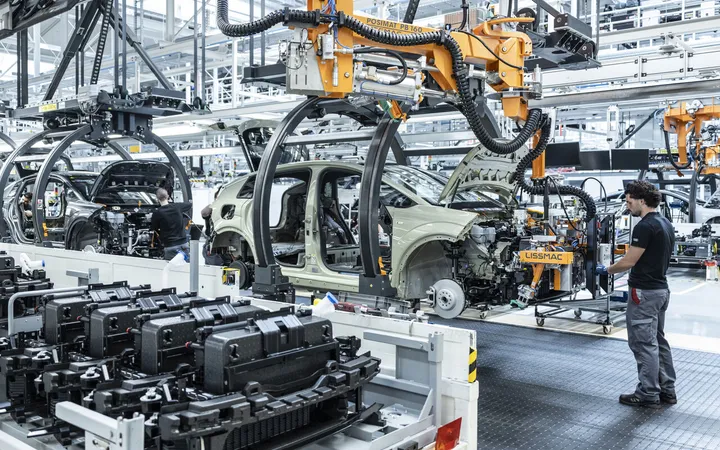 Audi начала производство электрического A2 e-tron в Ингольштадте
