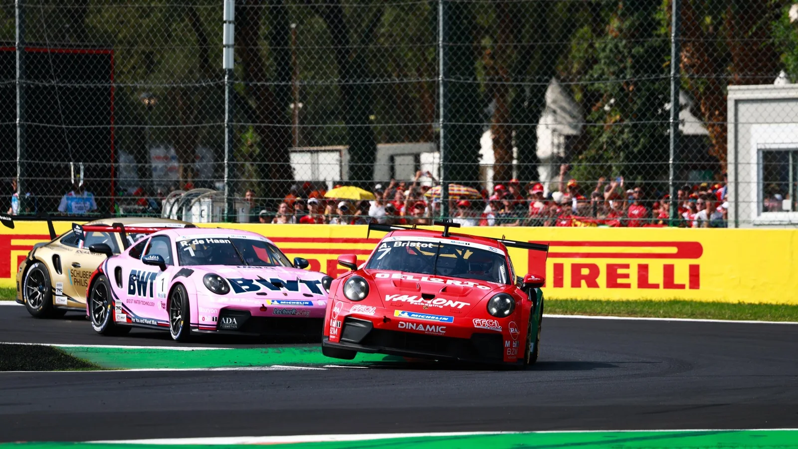 Честер Киффер — чемпион среди новичков Porsche Mobil 1 Supercup 2026