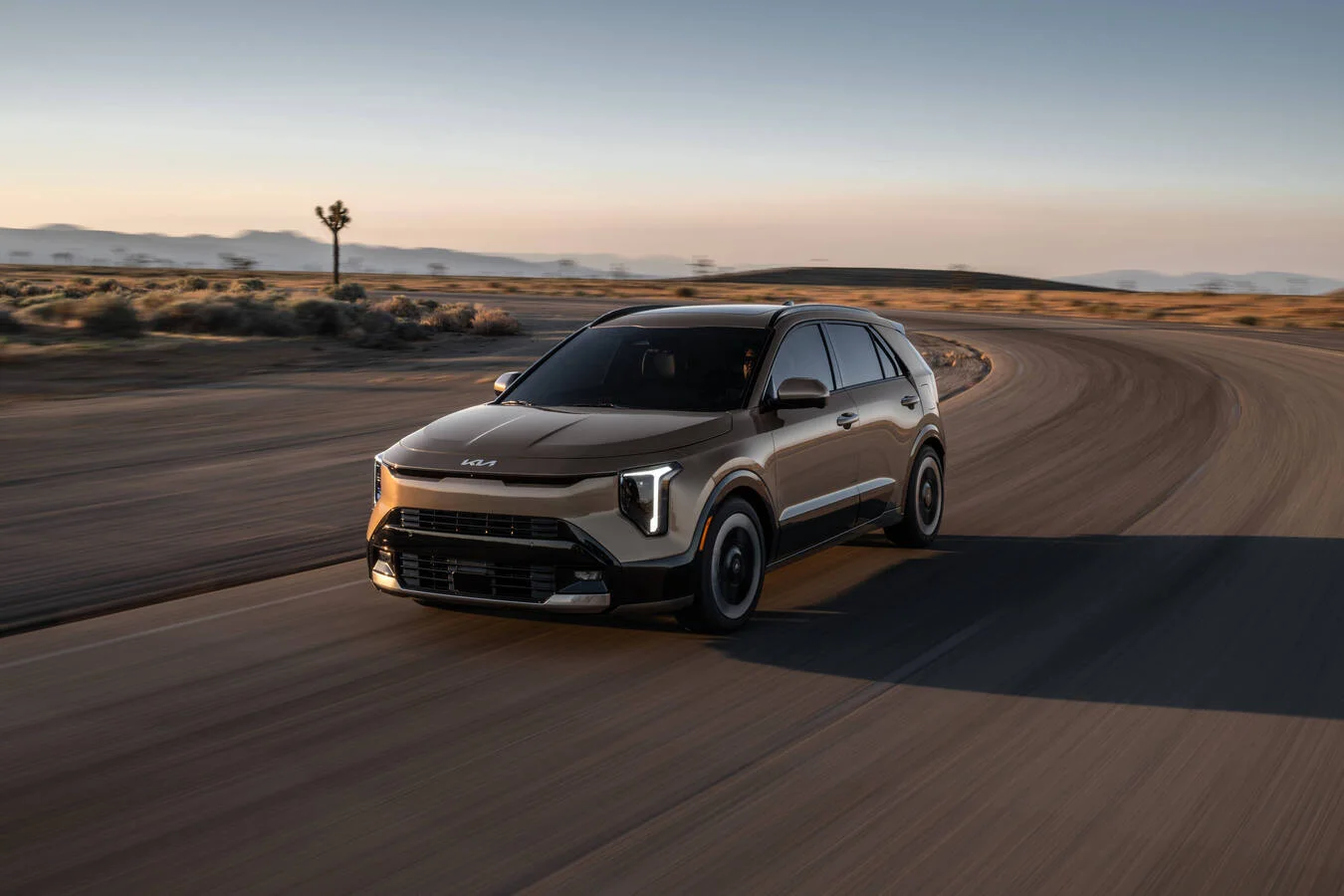 Kia Niro 2027: обновлённый гибридный кроссовер стал доступнее и технологичнее