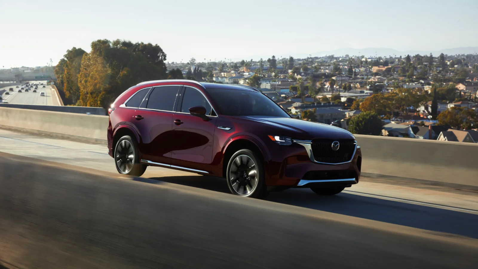 Mazda CX-90: новые рядные «шестёрки» с 48-вольтовым гибридом показали выдающуюся экономичность