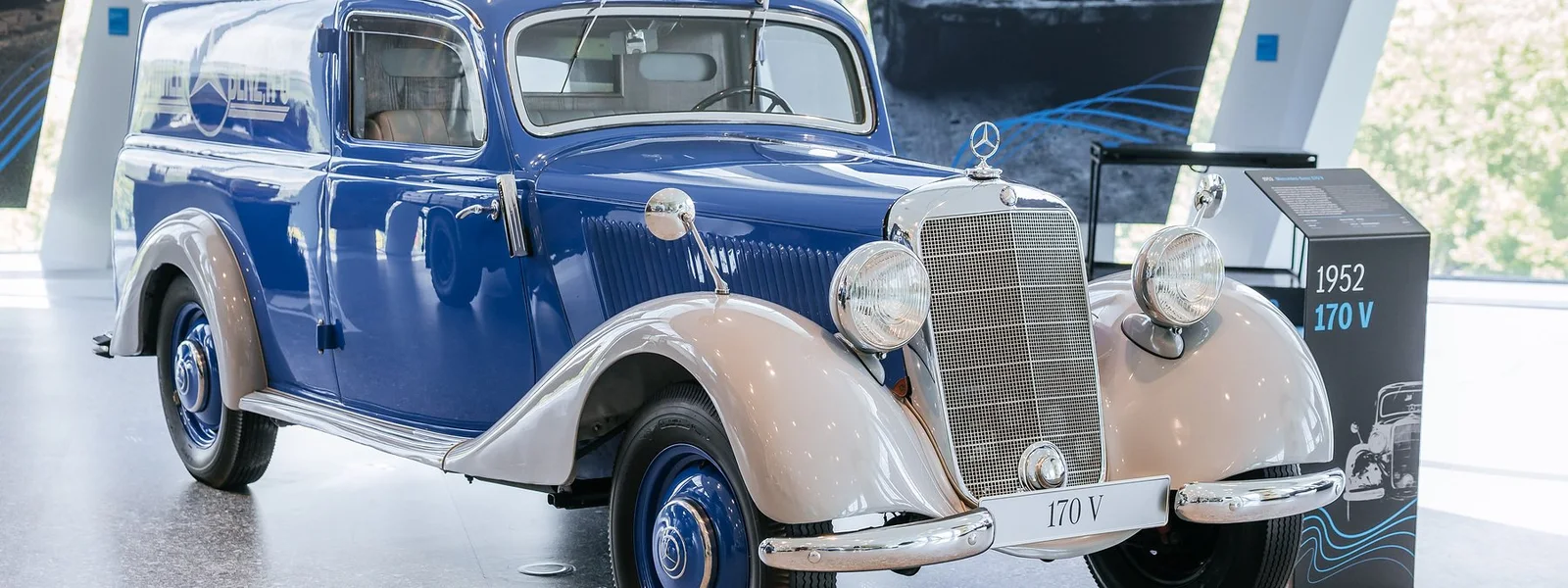 Mercedes-Benz показал редкий 170 V Kundendienst 1952 года в цвете Mercedesblau