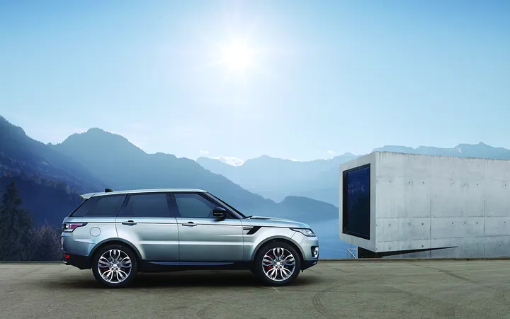 Range Rover Sport 2017: новый дизель Ingenium и технологии автономного вождения