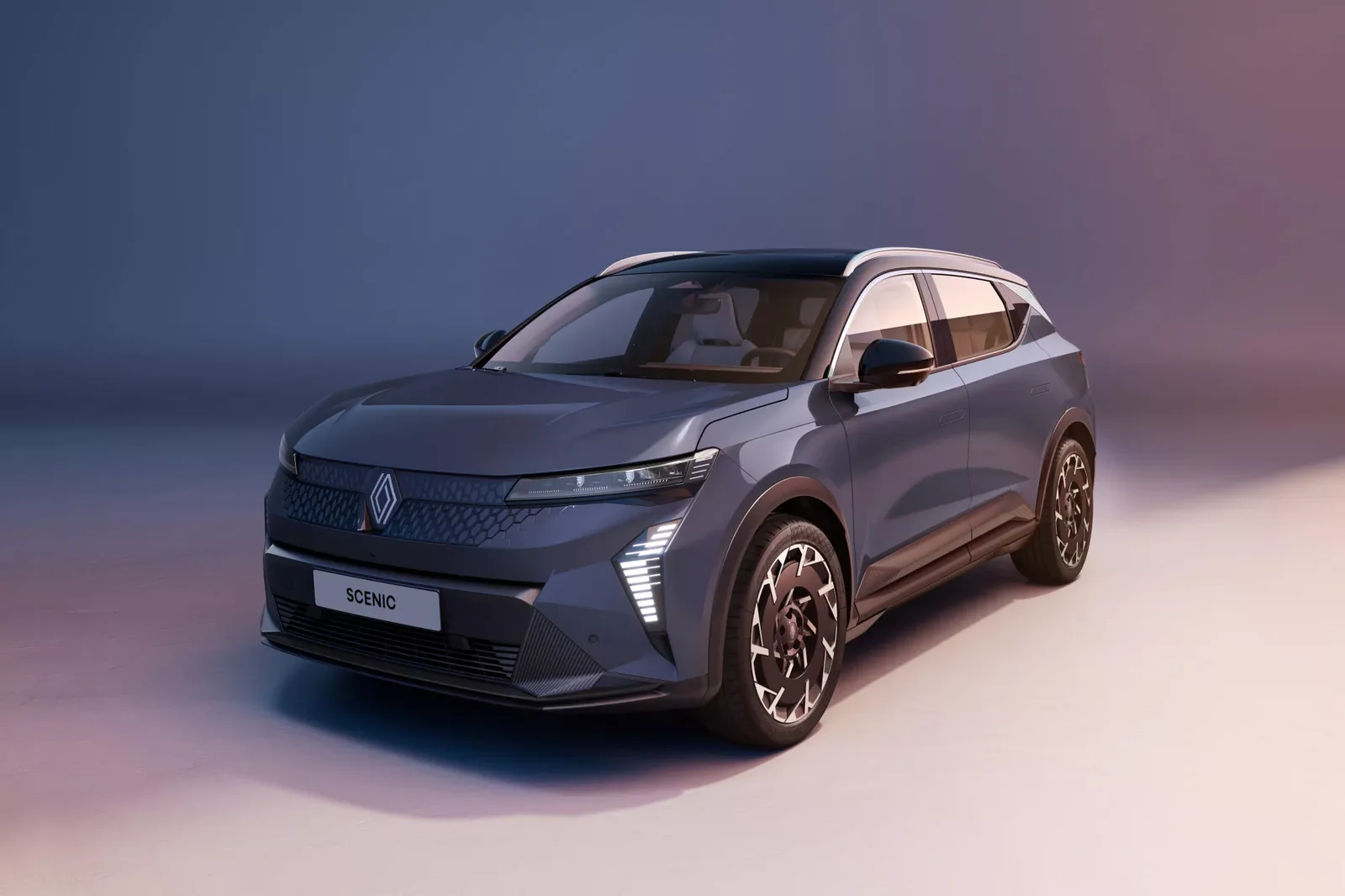 Renault Scenic E-Tech electric получил батарею на 89 кВт·ч и запас хода до 642 км