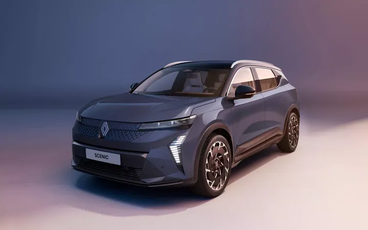 Renault Scenic E-Tech electric получил батарею на 89 кВт·ч и запас хода до 642 км