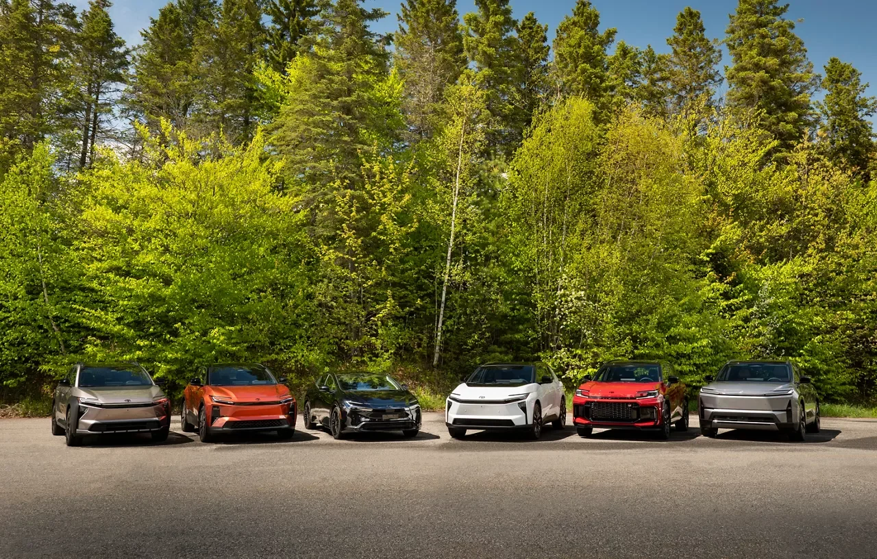 Toyota Canada показала электрифицированную линейку 2026 года на мероприятии Unplug & Drive