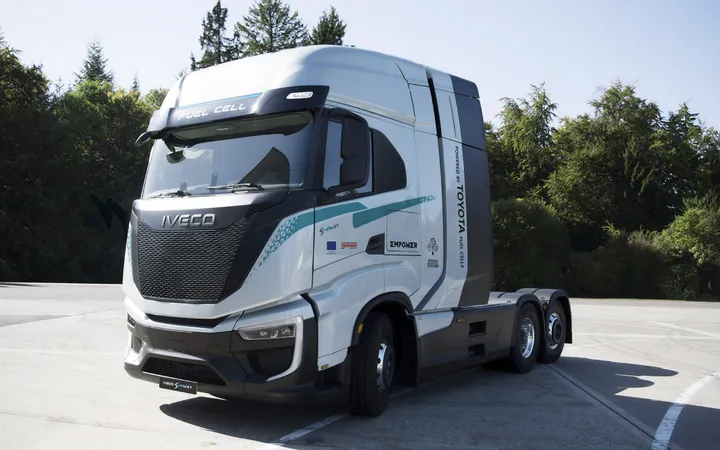 Toyota и IVECO совместно разработают водородный грузовик нового поколения в рамках проекта EMPOWER