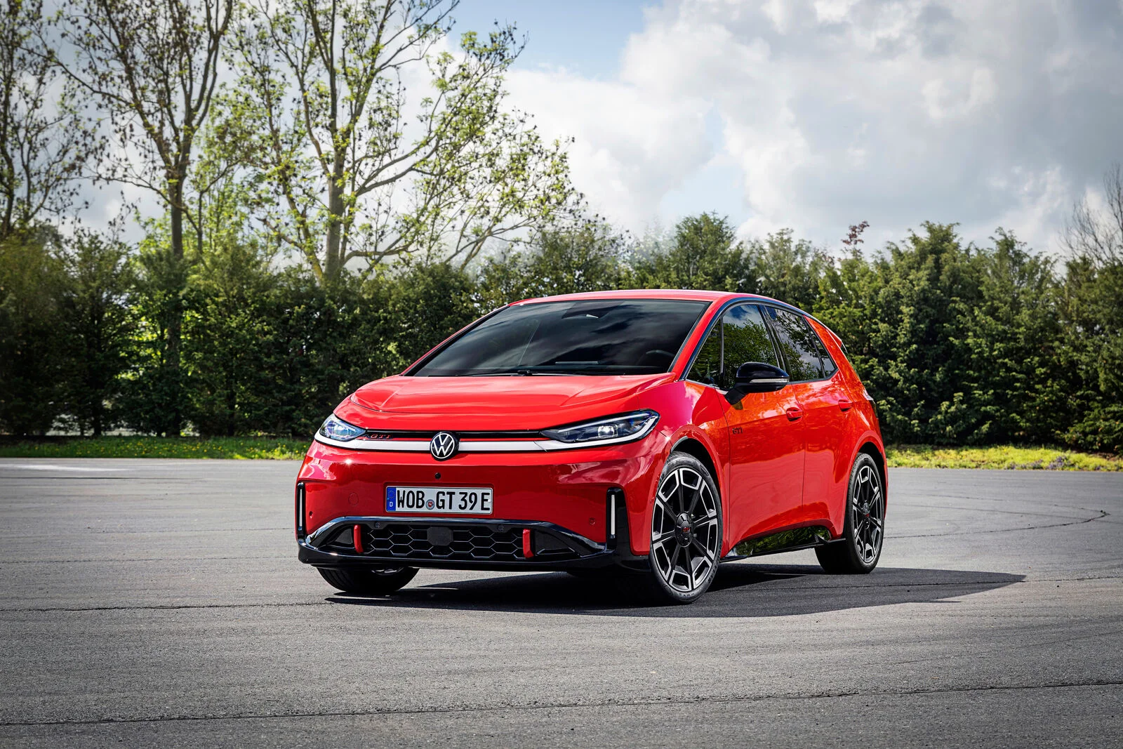 Volkswagen представила электрический ID.3 GTI: самый мощный GTI в истории