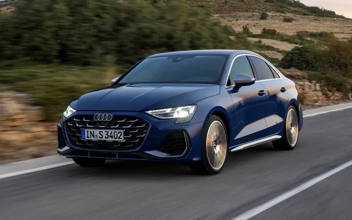 Audi S3 2026 года: седан или хэтчбек — какой кузов выбрать для динамичной езды
