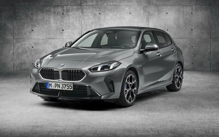 BMW 1 серии 2026 года: как выбрать версию компактного хэтчбека
