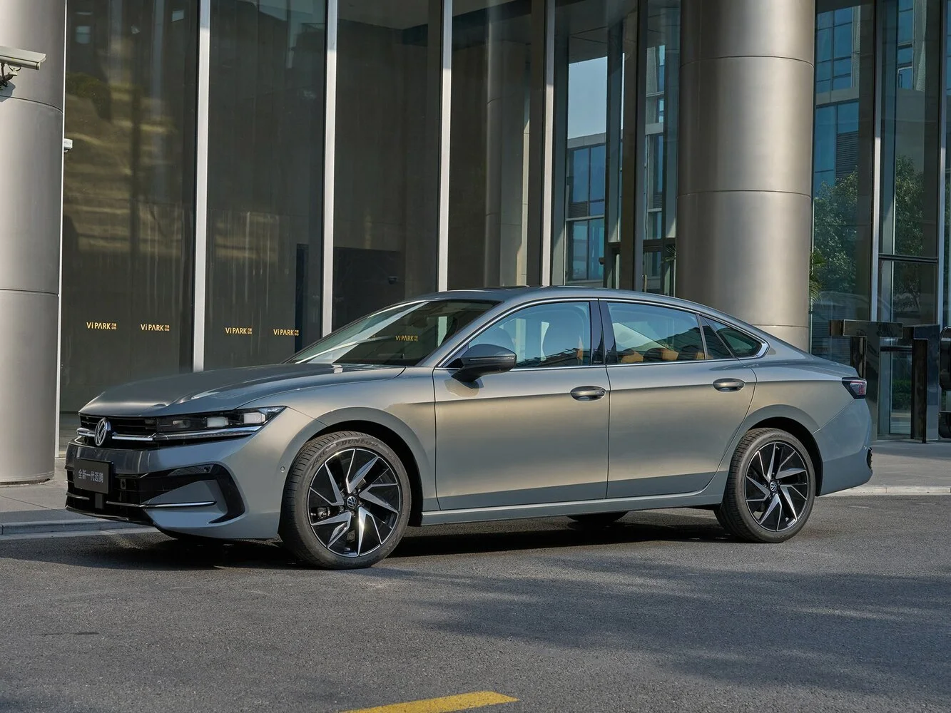 Volkswagen Magotan 2026 года: какой мотор выбрать — 1.5 или 2.0?