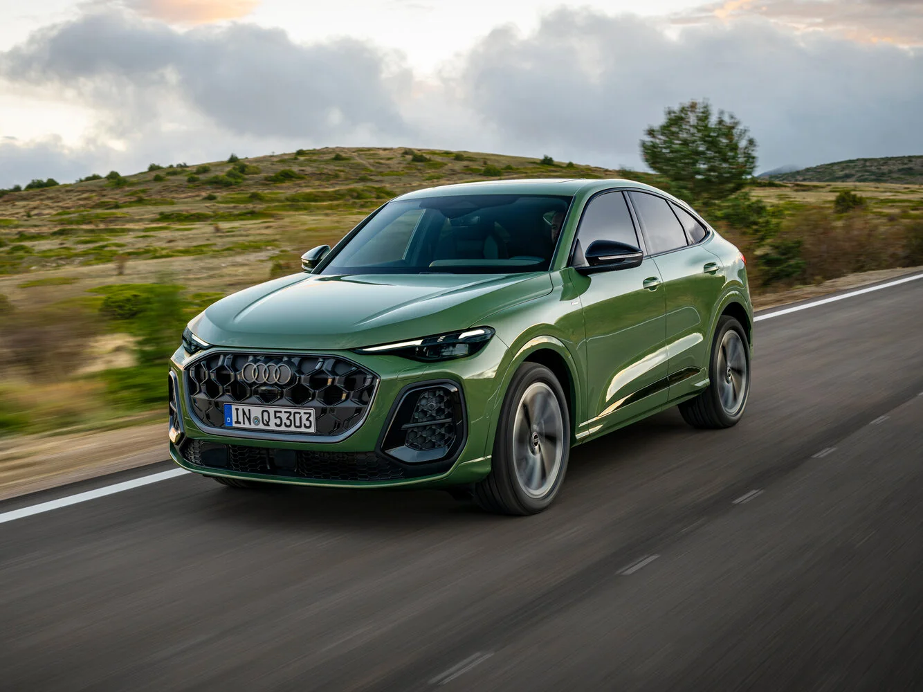 Audi Q5 Sportback 2026 года: какой мотор выбрать и почему гибрид не всегда лучший вариант