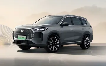 Chery Fulwin T8 2026 года: какой гибридный кроссовер выбрать — 306 или 360 л.с.?