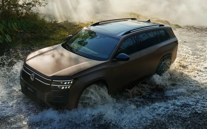 Volkswagen Teramont 2026 года: как выбрать между 214 и 272 л.с.