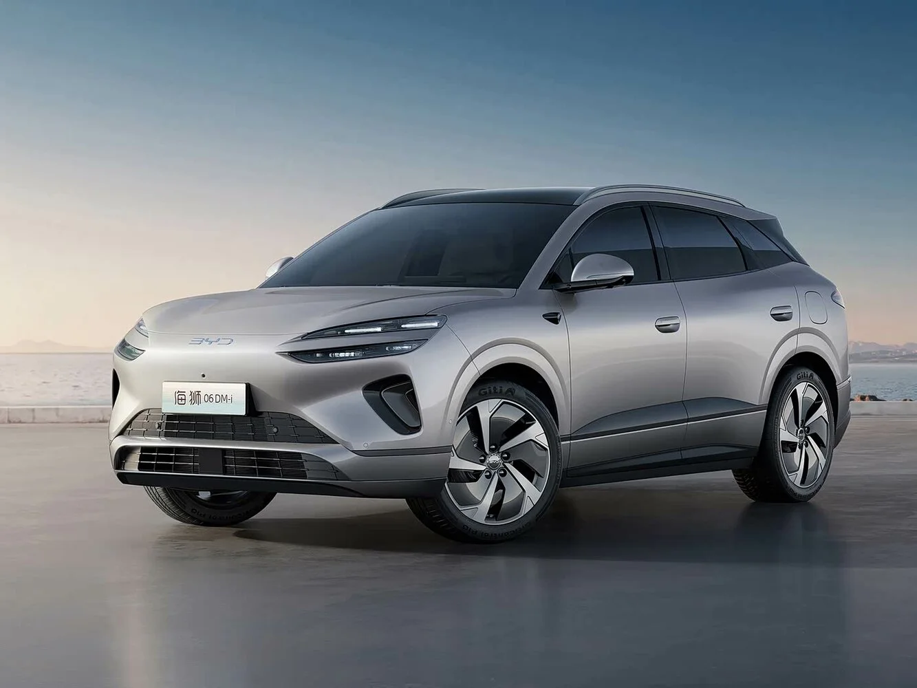 BYD Sea Lion 06 2026 года: гибрид или электромобиль — что выбрать для семьи?