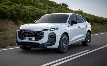 Audi Q3 Sportback 2026 года: выбираем версию — дизель, бензин или гибрид