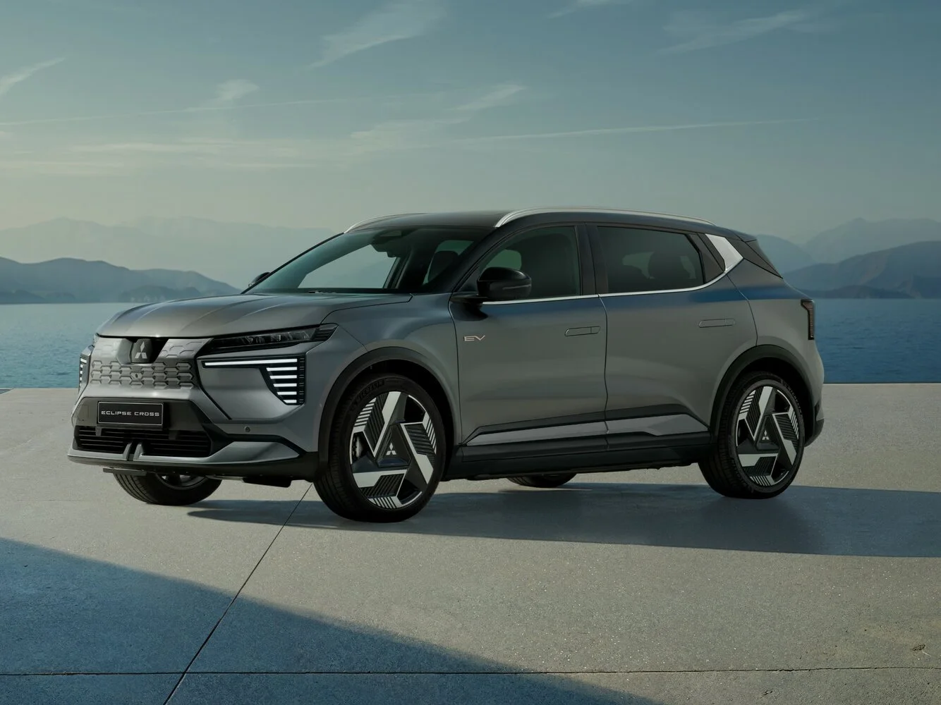 Mitsubishi Eclipse Cross 2026 года: выбираем между батареями 60 и 87 кВт·ч