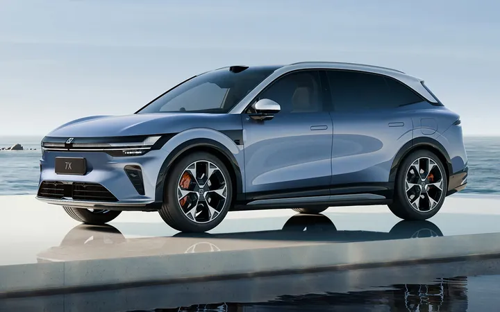 Zeekr 7X 2026 года: какой электрокроссовер выбрать — запас хода или динамику?