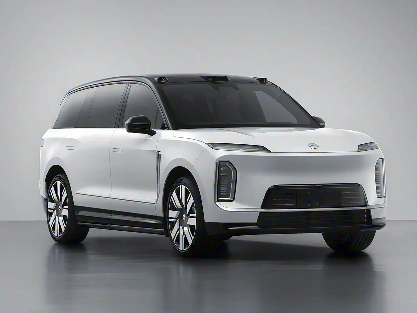 NIO ES9 2026 года: выбираем версию, оцениваем запас хода и практичность
