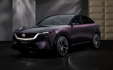 Mazda CX-6e 2026 года: просторный электрический кроссовер с запасом хода 600 км