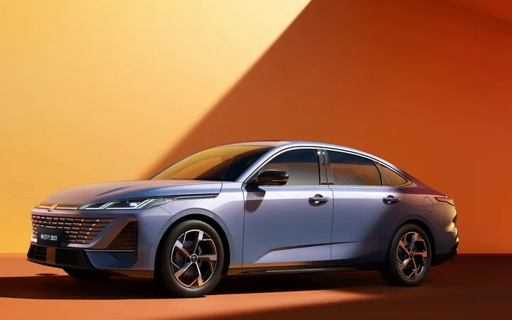 Changan Eado 2026 года: просторный седан с турбомотором и богатым оснащением