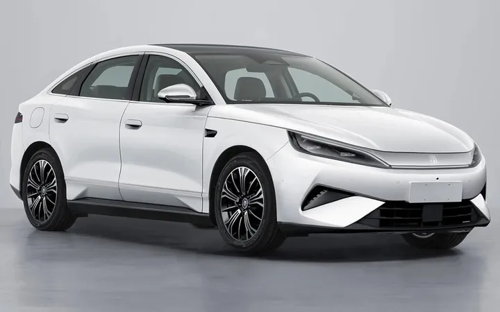 BYD Qin Max 2026 года: просторный электрический седан с выбором мощности