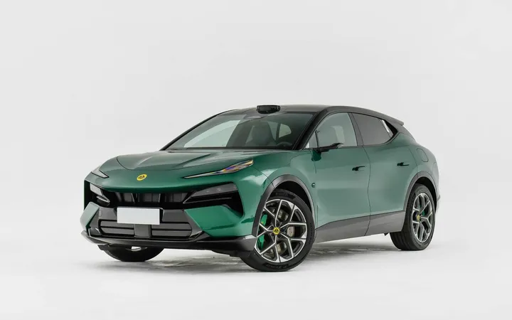 Lotus For Me 2026 года: гибридный кроссовер с мощностью 952 л.с. и запасом хода 1416 км