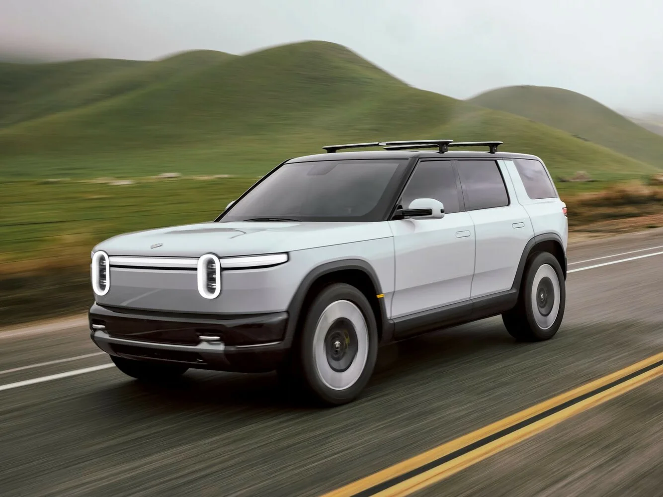Rivian R2 2026 года: выбираем версию электрического кроссовера