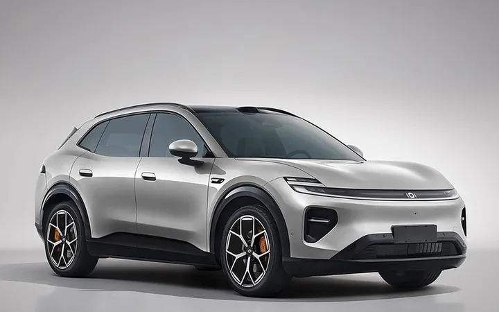Changan Qiyuan Q06 2026 года: просторный заднеприводный кроссовер с гибридом и электромотором
