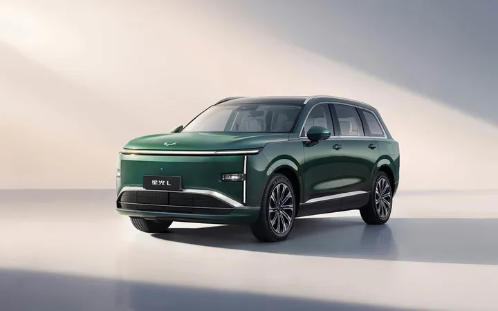 Wuling Starlight L 2026 года: просторный гибридный кроссовер для семьи